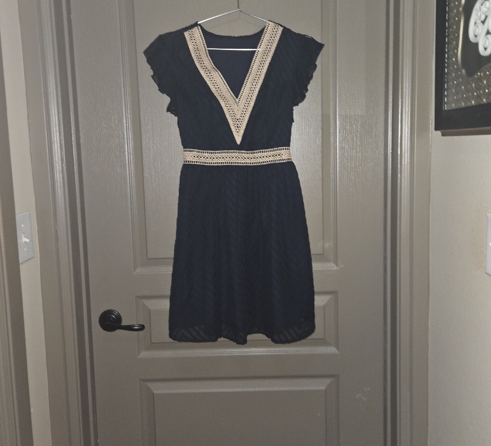 Blue Midi Dress with Flutter Sleeves and V-Neck